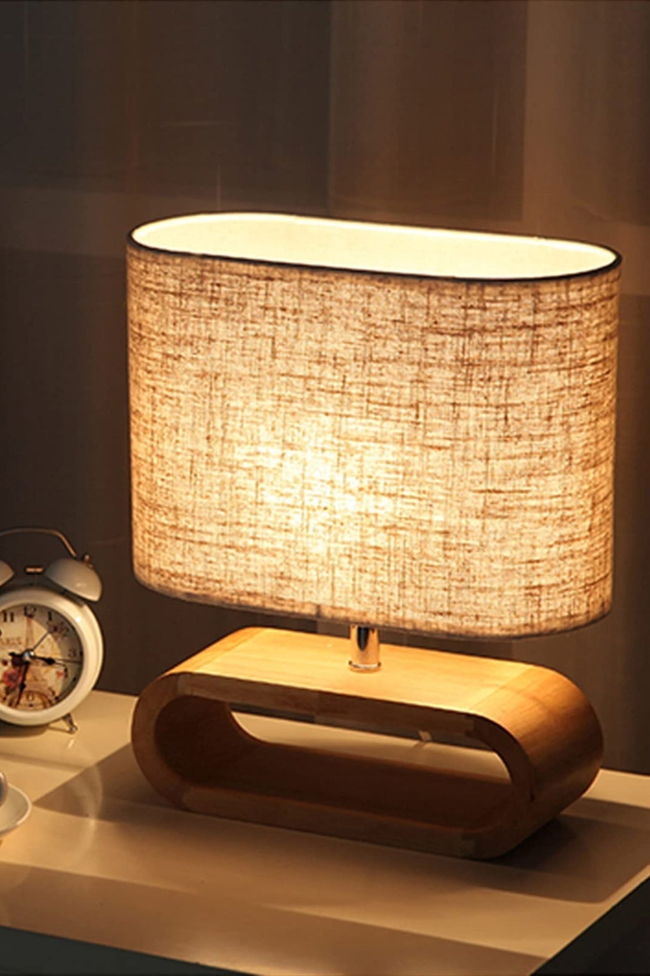 Luminária de Mesa com base de Madeira