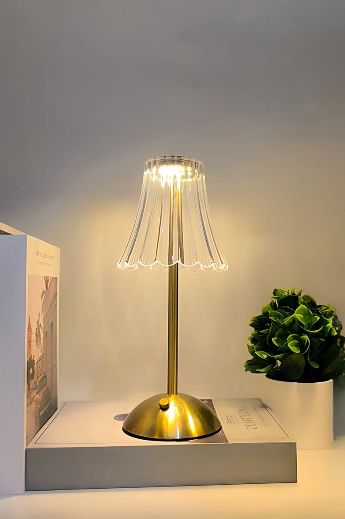 Luminária de Mesa LED Cristal