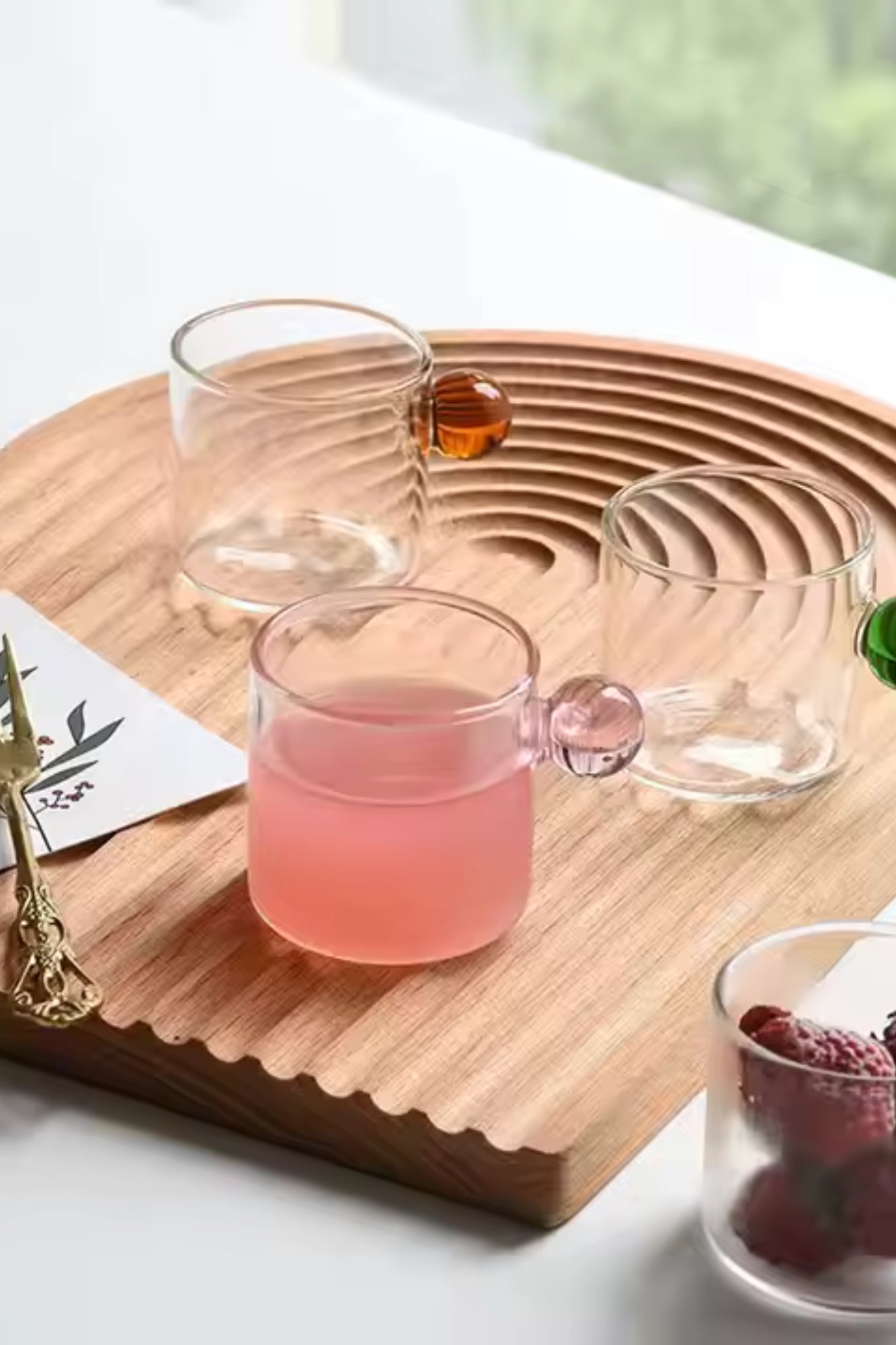 Jogo de Xícaras Cristal com Pegador Colorido